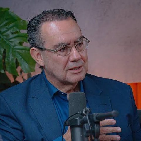 ESCRITOR AUGUSTO CURY