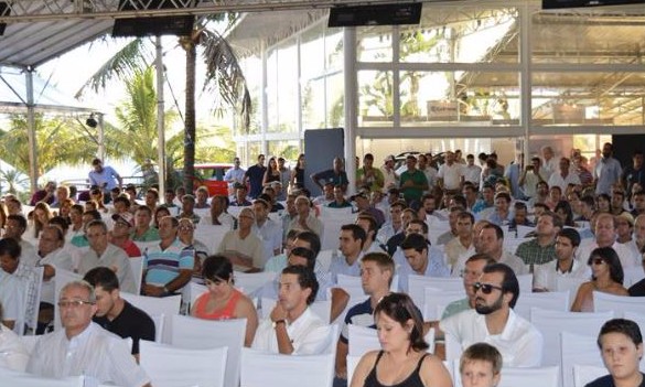 Apesar da crise, esperança de boa safra é motivação a produtores no 8º Simcafé