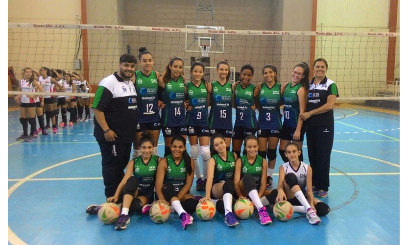 Categoria de base do Vôlei Feminino de Franca vence Monte Alto fora de casa