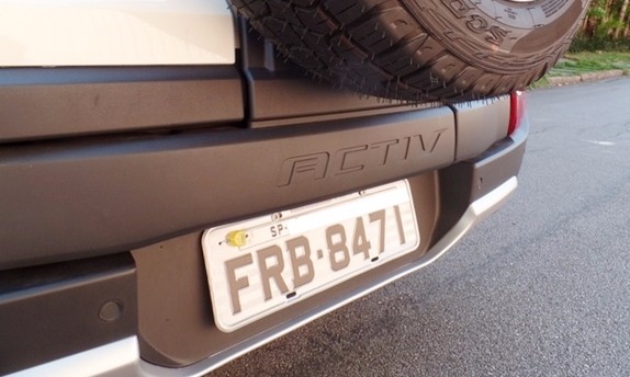 Prazo de licenciamento de veículos com placa final 1 termina nesta sexta-feira