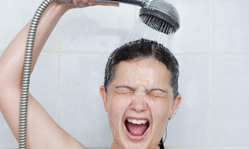 Sete benefícios incríveis do banho frio para sua vida e sua saúde. Confira aqui