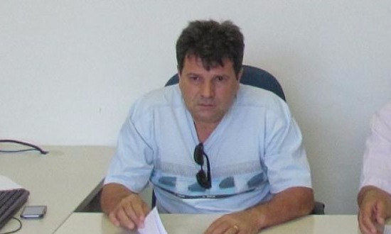 Câmara de Franca multa operadora do cartão de alimentação dos servidores