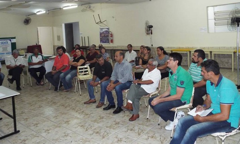 Entidades se reúnem para acertar forma de trabalhar durante a Expoagro 2016