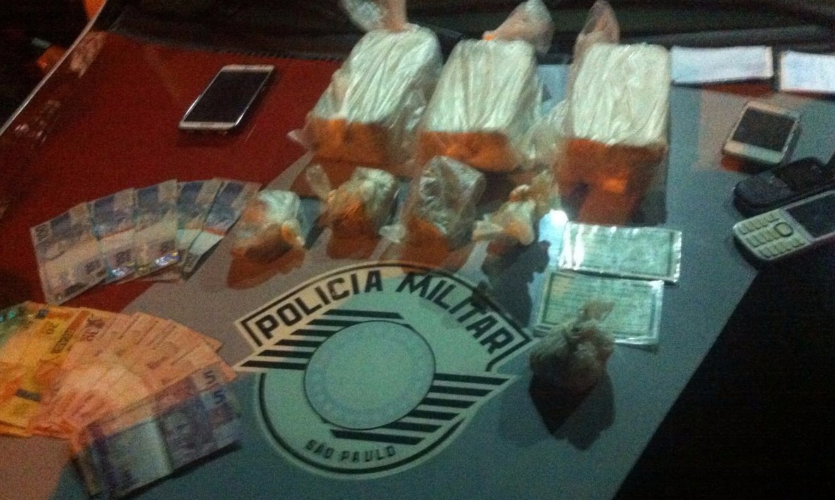 Polícia apreende mais de 3kg de crack em casa na Vila Champagnat, em Franca