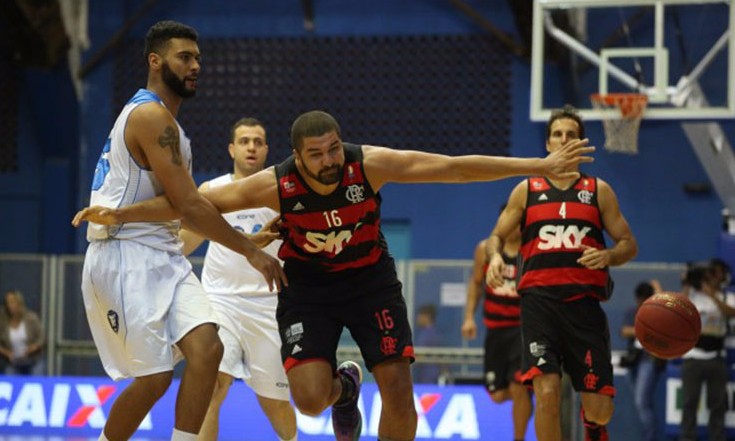 Flamengo mostra força, vence Rio Claro fora de casa e abre 1 a 0 na série