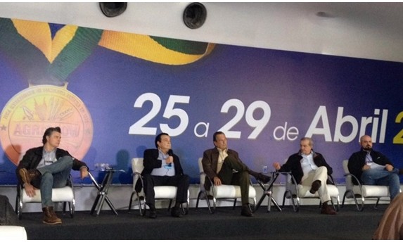 Apesar da crise, Agrishow fecha edição com quase
R$ 2 bilhões em negócios