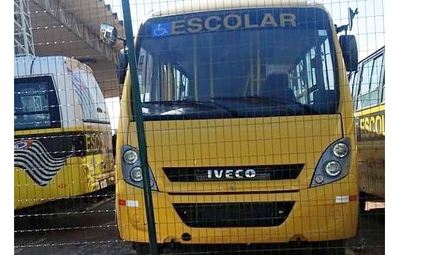 Prefeitura de Jeriquara tem outro micro-ônibus para frota de transporte escolar