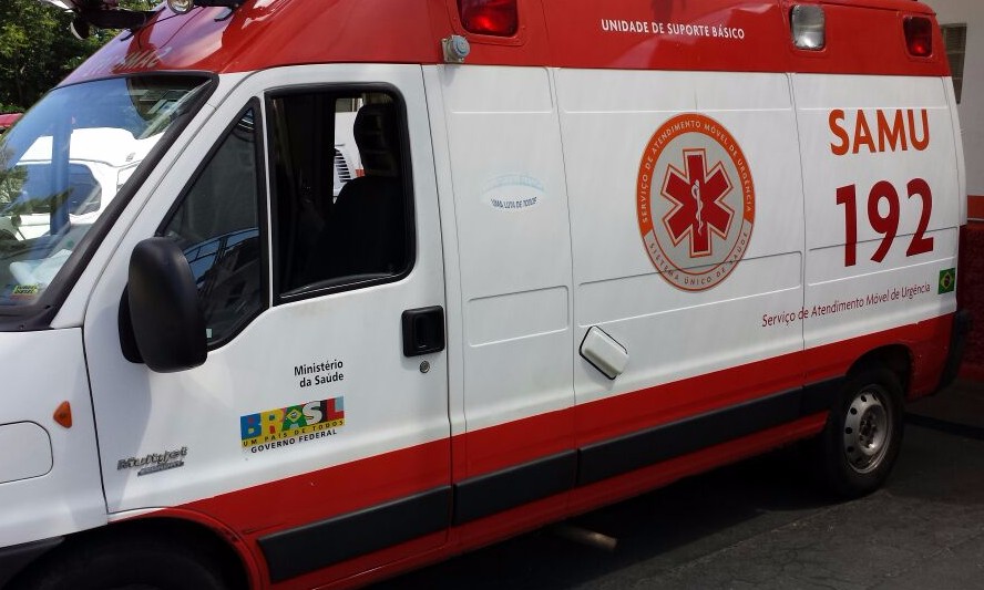 Garoto de 12 anos é atropelado no Ana Dorotéa e seu estado é grave