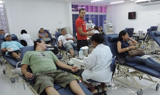 Com estoque baixo, Santa Casa pede que população realize doações de sangue