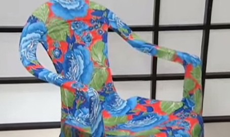 Transforme cadeiras ou bancos plásticos em objetos de decoração para sua casa