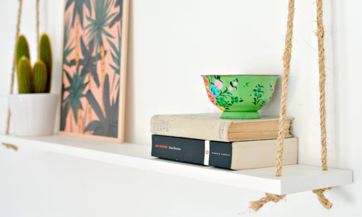 Estante de balanço é linda e muito funcional para a decoração de casa