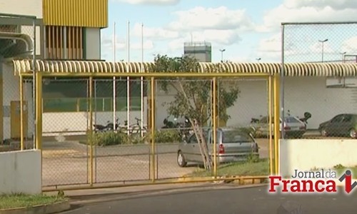 Funcionários da Fundação Casa começam repor dias de greve que obteve 11,07%