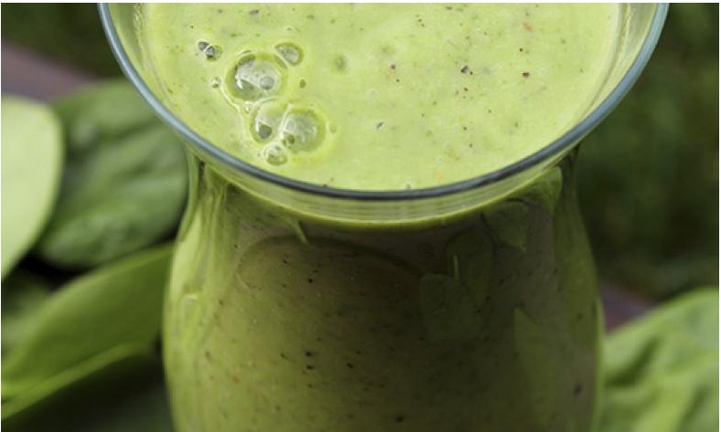 Poderoso suco antibarriga ajuda a eliminar gordura abdominal com eficiência
