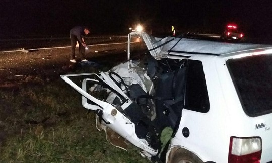 Três carros colidem na Rodovia Cândido Portari, deixando uma vítima fatal