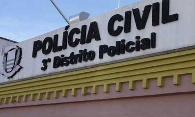 Loja de lingerie é atacada por bandidos na Brasil e vítima se desespera