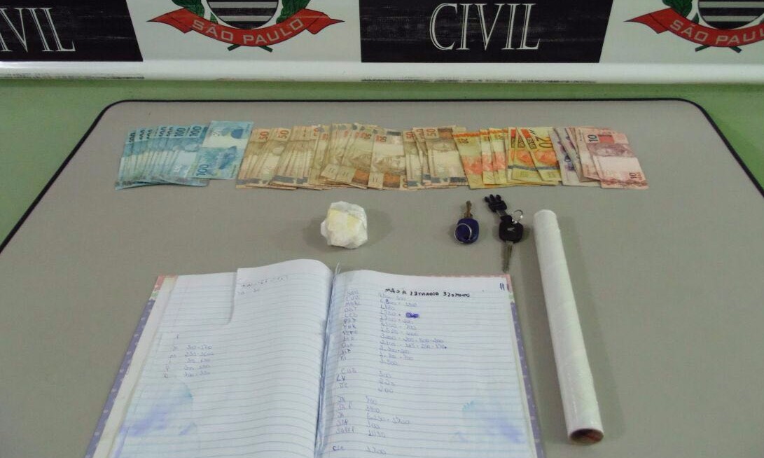 Vendedor que escondia droga em “carroça” foi preso na Vila São Sebastião