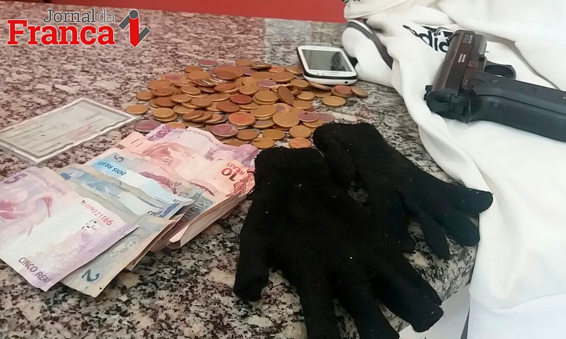 Menores assaltam pastelaria no Elimar e acabam surpreendidos pela PM