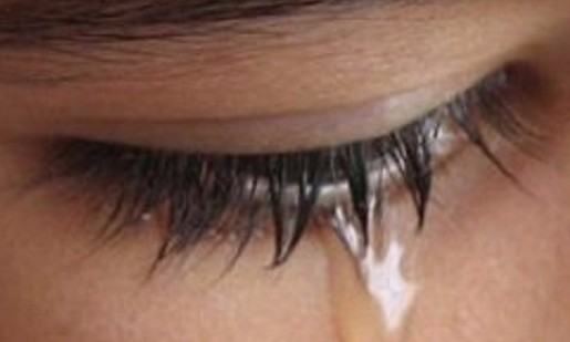 Padrasto estupra enteada de 9 anos e foge após violência sexual ser descoberta