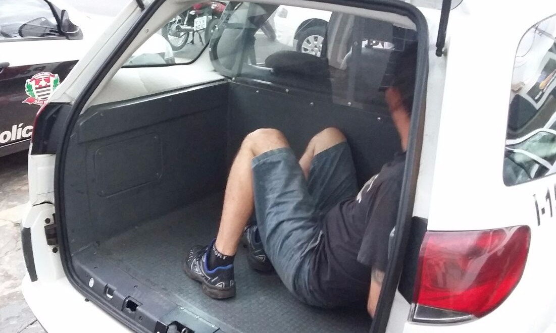 Ladrão roubou loja no Centro e acabou preso quando chegava em casa