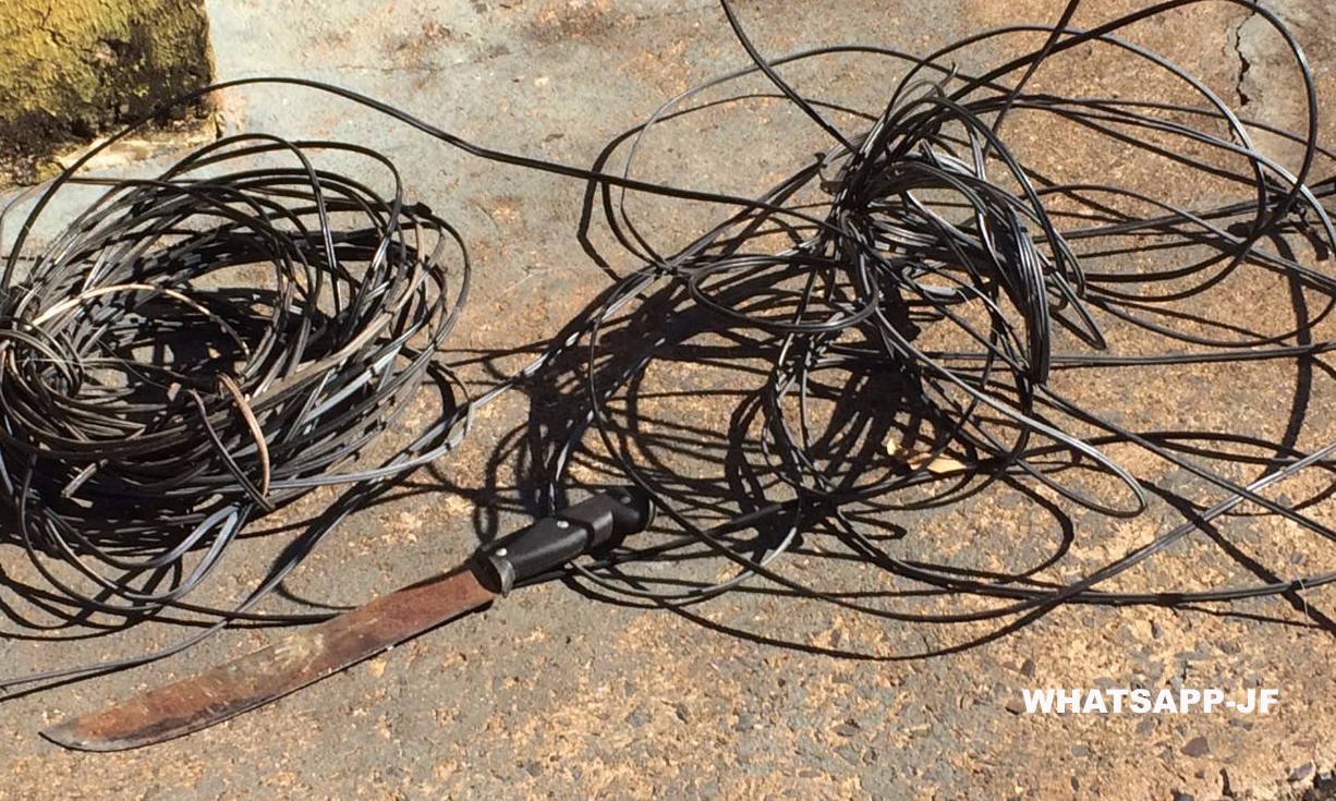PM surpreende menor com fios furtados e facão no Recreio Campo Belo