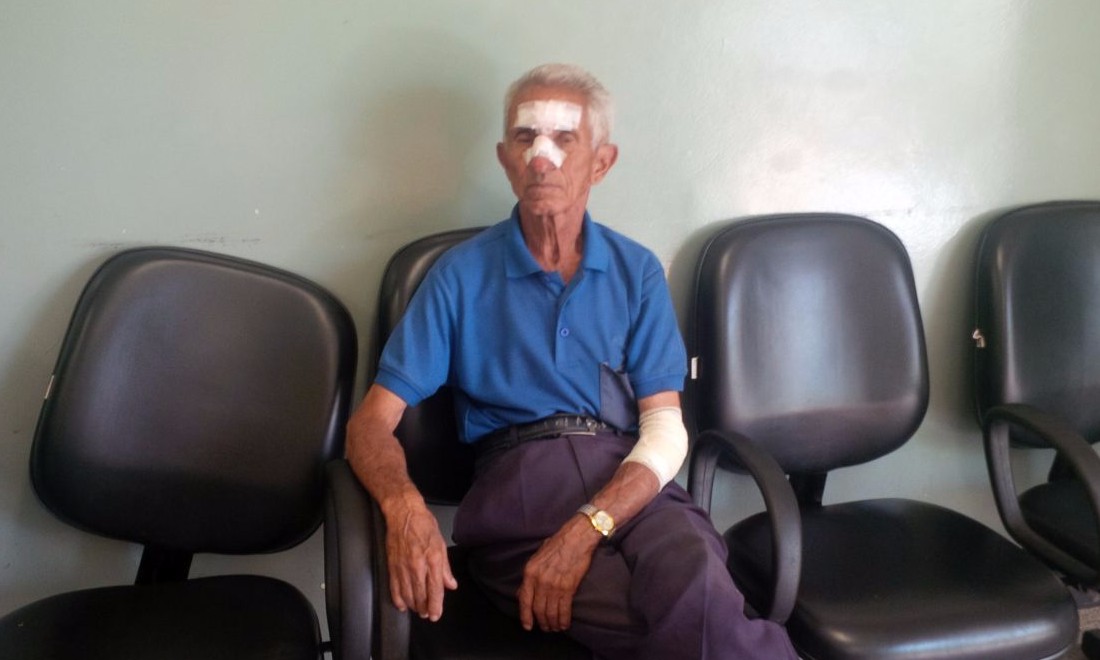 Bandido é preso após espancar e roubar aposentado de 84 anos na Major Nicácio