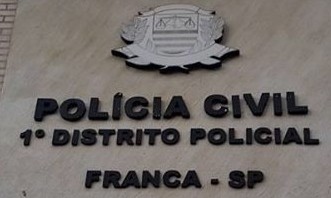 Estagiário tem R$ 550 furtados dentro de escola de informática no Centro