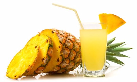 Três receitas de suco de abacaxi para ajudar a eliminar a celulite