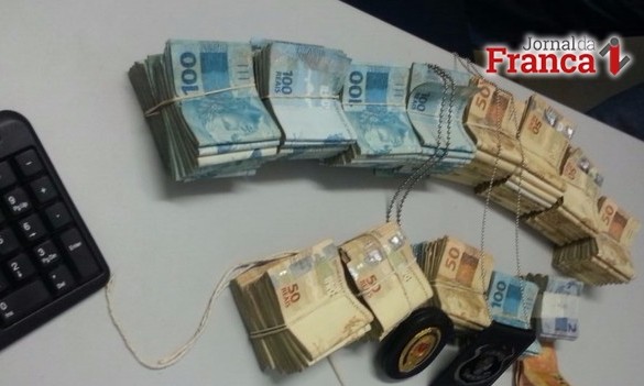 Polícia prende suspeitos e recupera R$ 160 mil do mega-assalto em Ribeirão