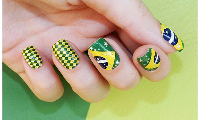 Unhas decoradas com tema do Brasil para Olimpíadas. Você usaria?