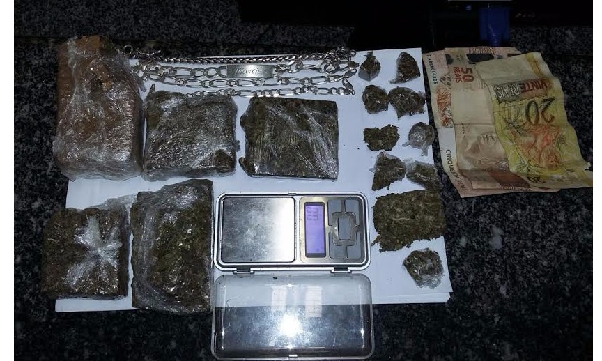 Preso traficante que usava o WhatsApp para vender drogas no Jardim Dermínio