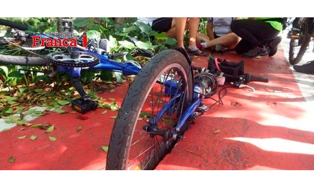 Ciclista quebra vários dentes ao ser atropelado por moto no Jardim Tropical