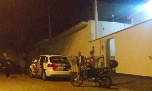 Casal de 58 anos é encontrado morto dentro de casa após dois dias de sumiço