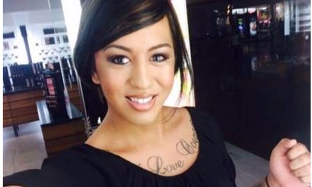 Transex faz transmissão ao vivo no “Face” para denunciar assédio sexual do chefe