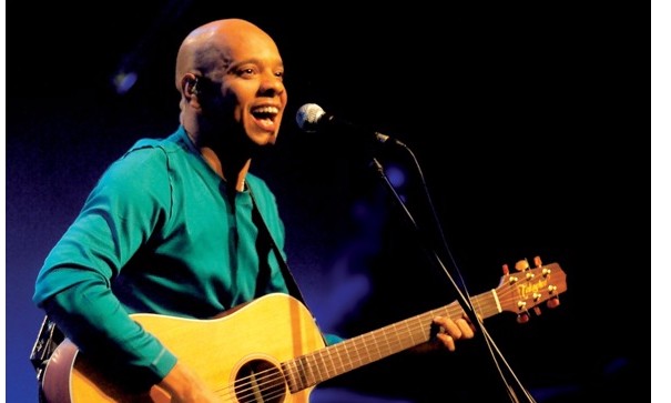 Após se sentir mal, cantor mineiro Vander Lee morre aos 50 anos de idade