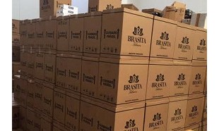 Deic apreende 200 mil maços de cigarros em galpão no Parque Franville