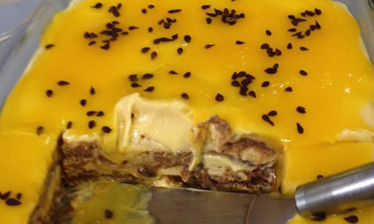 Pavê de maracujá com chocolate é uma explosão de sabor. Aprenda