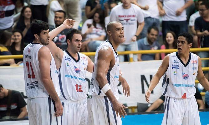 Franca Basquete vence Osasco na última partida da primeira fase