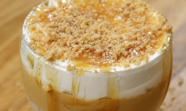 Pavê de paçoca com doce de leite é de comer rezando. Veja como preparar