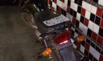 Sapateiro é abordado em moto furtada e acaba preso em flagrante por receptação