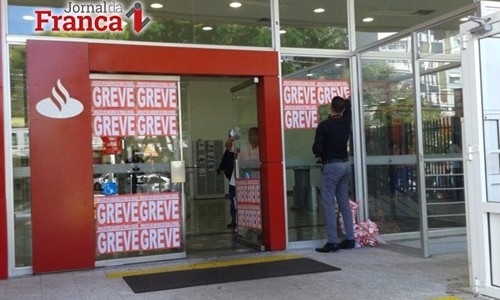 Greve continua em Franca e bancários reclamam da “truculência” dos bancos