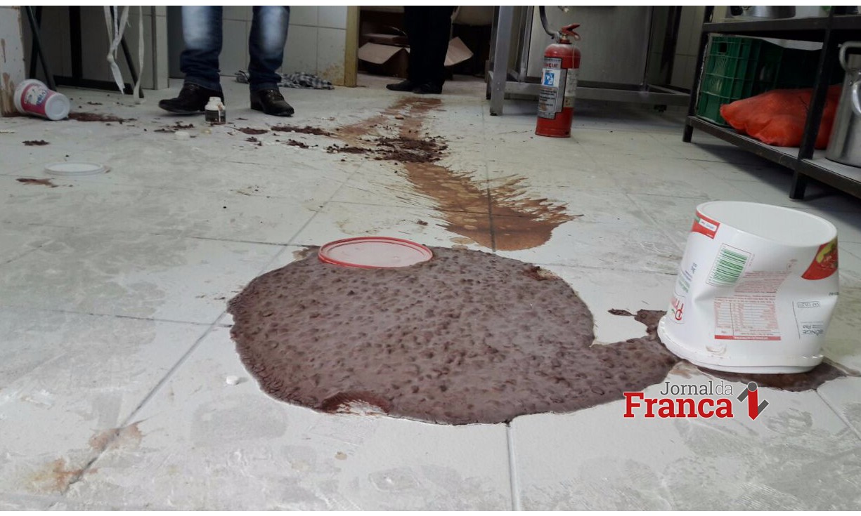 Bandidos invadem escola no Panorama e deixam rastro de destruição para trás