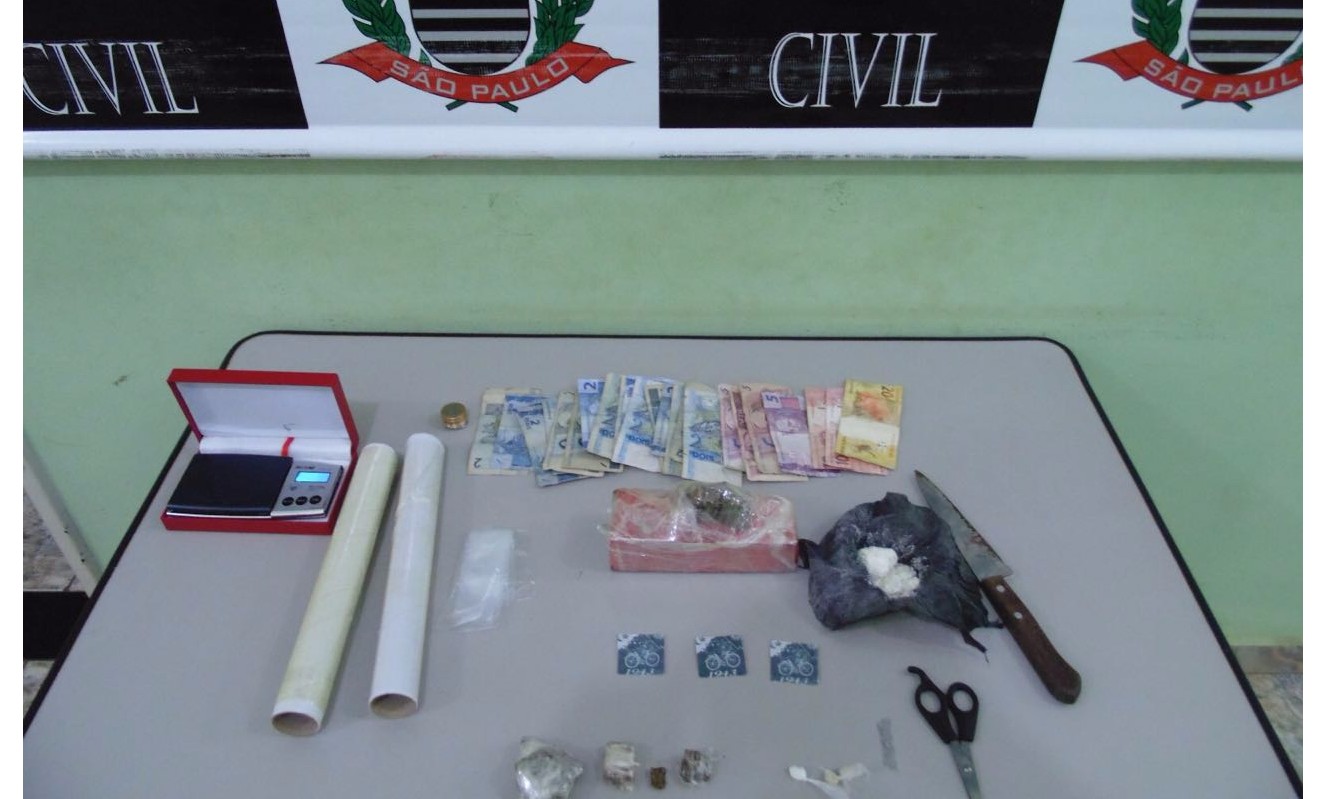 A casa caiu para um traficante de 20 anos morador no Leporace lll