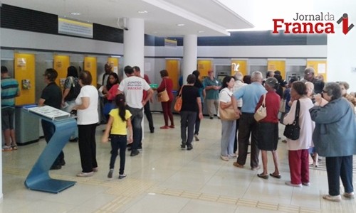 Promotoria e Sindicato dos Bancários tentam amenizar efeitos da greve em Franca
