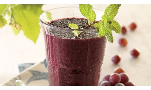 Suco devorador de gordura a base de açaí e melancia ajuda a emagrecer