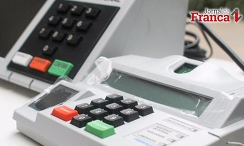 Justiça Eleitoral inicia preparação das urnas para as Eleições 2016
