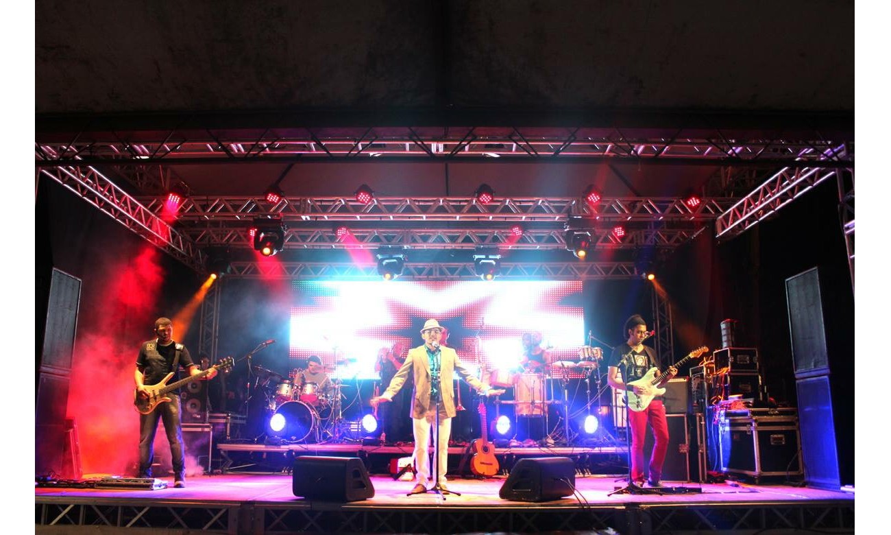Banda Tio Song é a atração na noite desta quinta, dia 22, no Picanha na Tábua