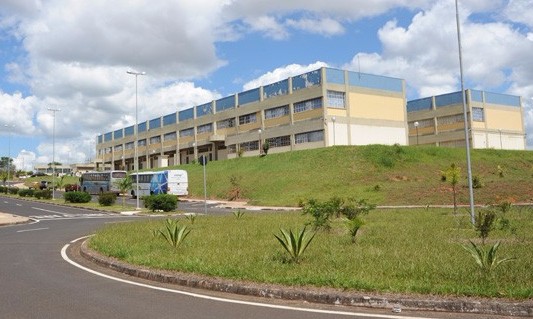 Cursinhos pré-vestibulares
da Unesp beneficiam parte mais carente da população