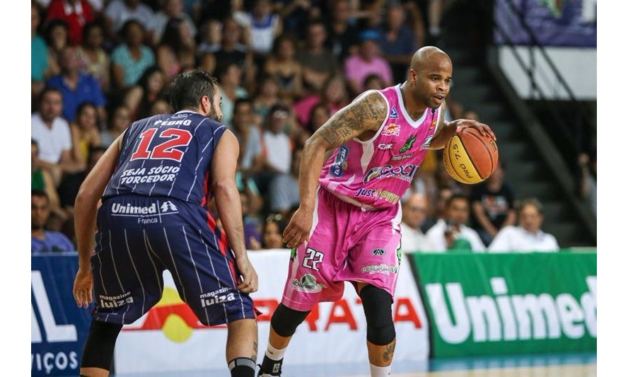 Franca Basquete perde para o Bauru na abertura da semifinal do Paulista