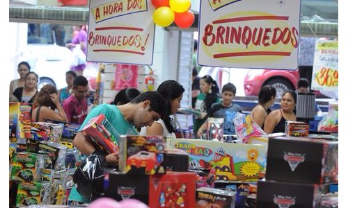 Apesar do cenário instável, lojistas de Franca apostam em boas vendas