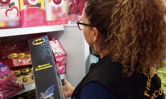 Procon verifica diferenças de 53,21% nos preços de brinquedos em Franca